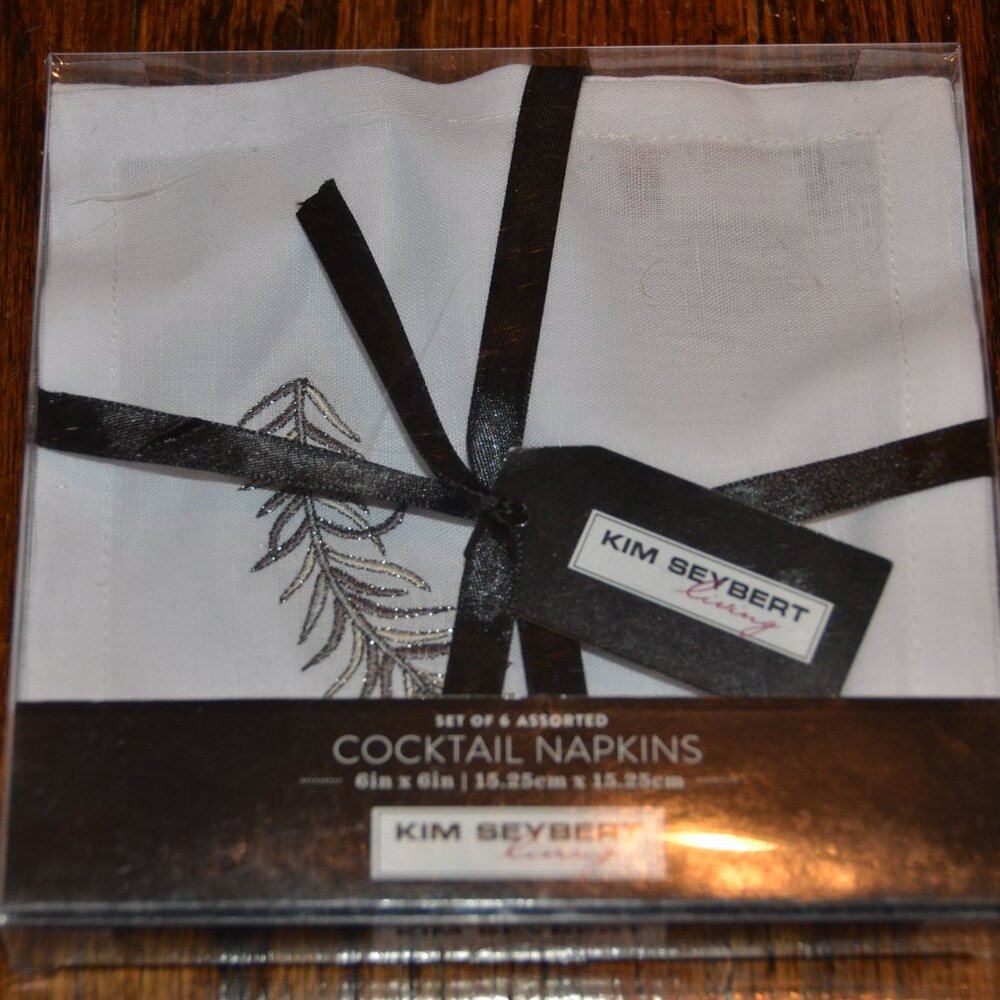 RARE SET KIM SEYBERT LIVING 4 SILVER EMBROIDERED FEATHER COCKTAIL BAR NAPKINS